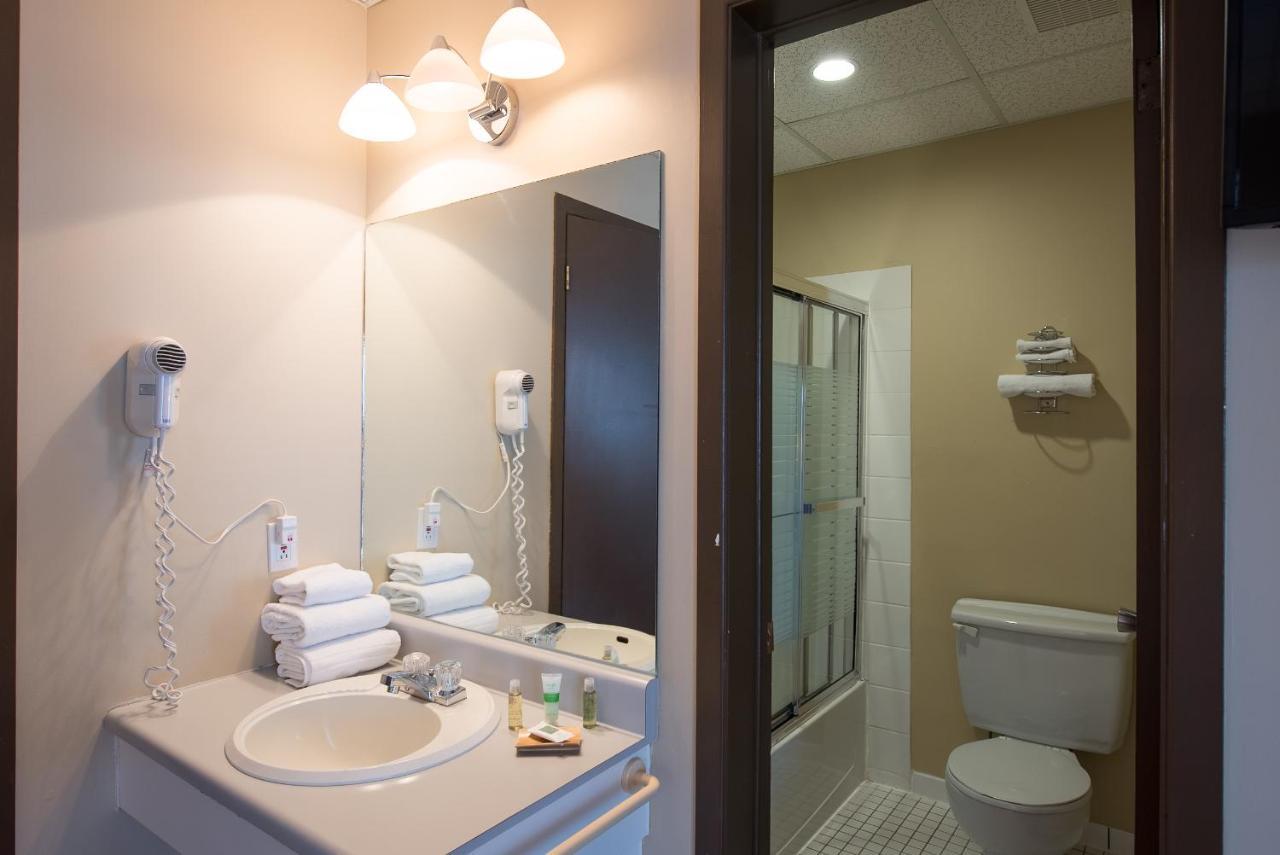Hotel Aquamer Carleton-sur-Mer Εξωτερικό φωτογραφία