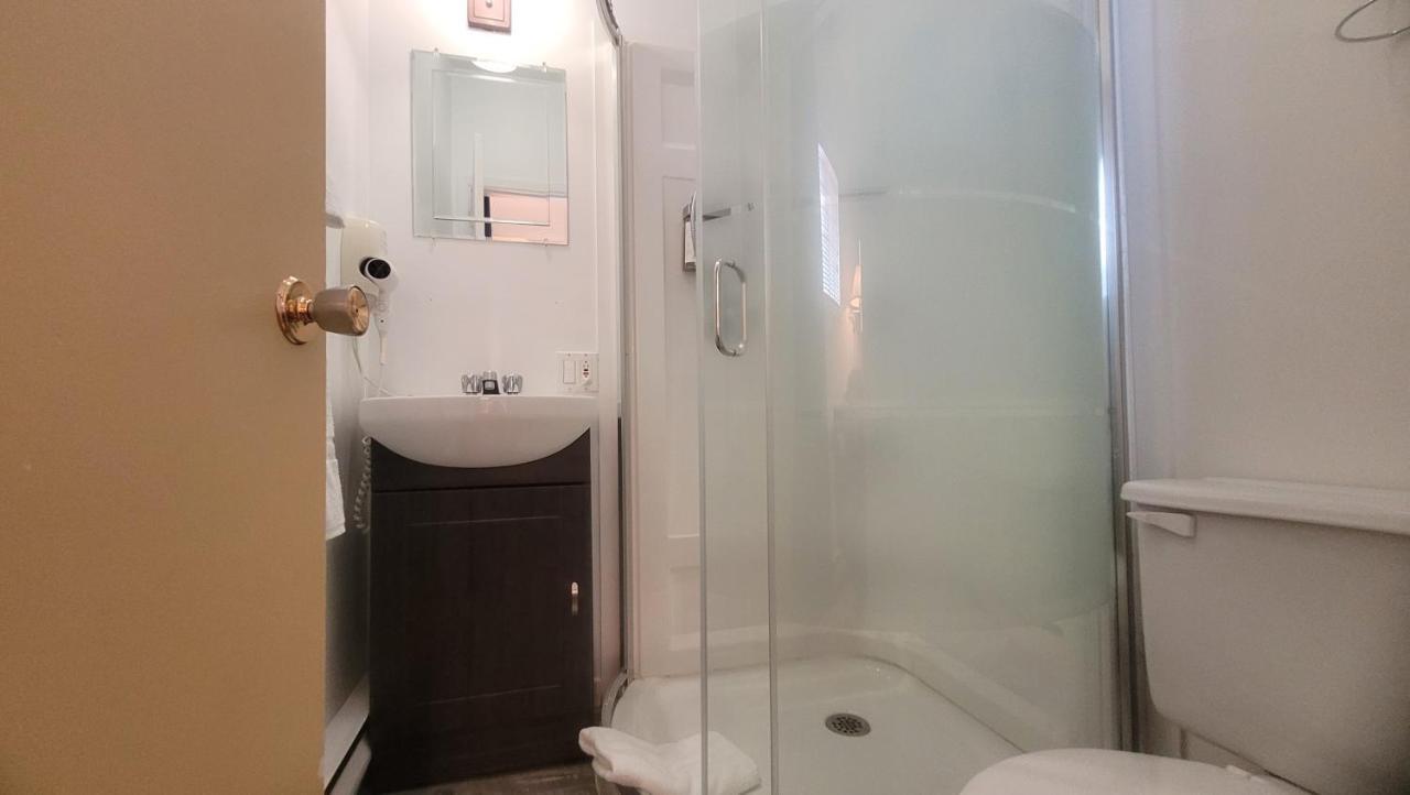 Hotel Aquamer Carleton-sur-Mer Εξωτερικό φωτογραφία