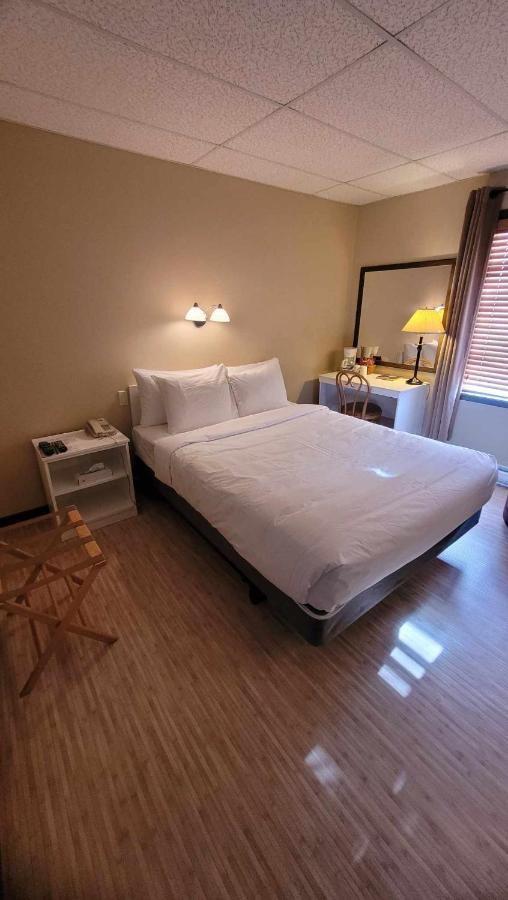 Hotel Aquamer Carleton-sur-Mer Εξωτερικό φωτογραφία