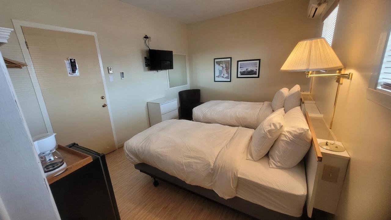 Hotel Aquamer Carleton-sur-Mer Εξωτερικό φωτογραφία