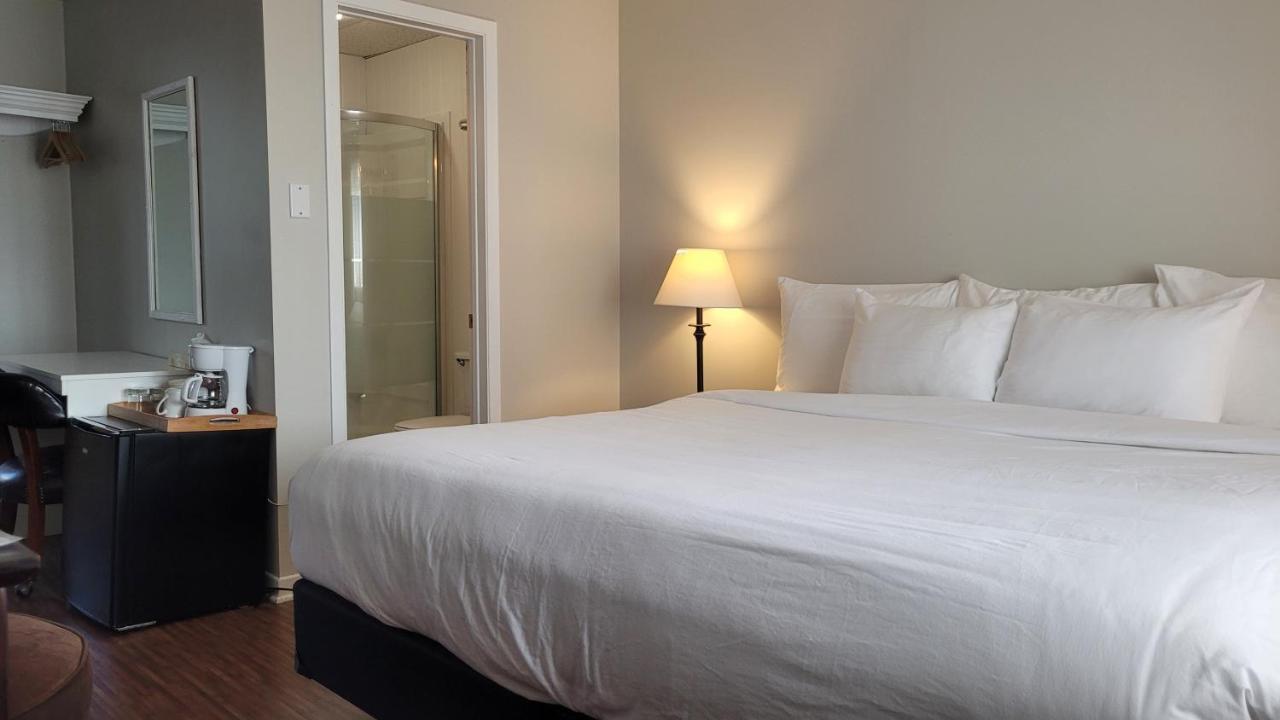 Hotel Aquamer Carleton-sur-Mer Εξωτερικό φωτογραφία